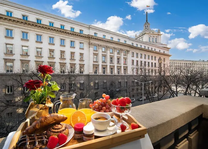 公寓 Free Parking And Parliament Is 1 Step Away *